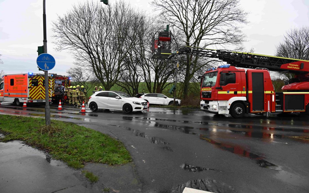 Verkehrsunfall zwischen Brauweiler und Geyen