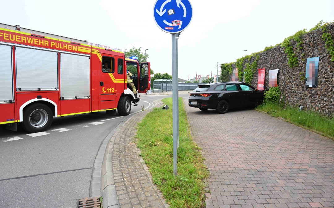 Verkehrsunfall im Kreisverkehr